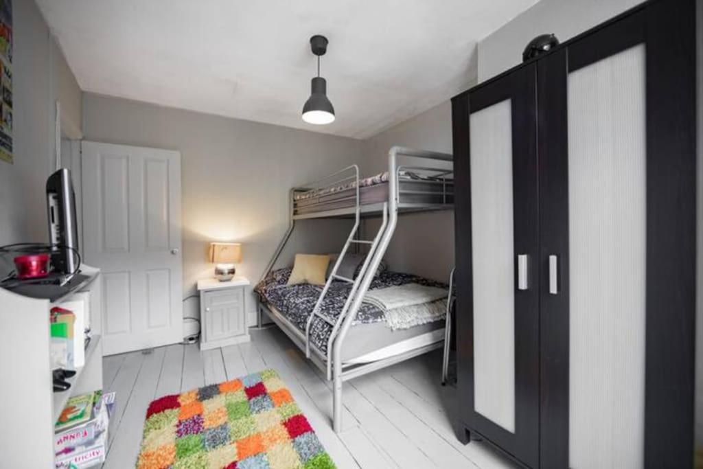 Ferienwohnung Heart Of The Beautiful Old Town Hastings Exterior foto